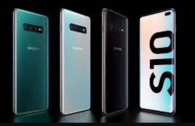 Galaxy S10: A Leak Reveals The Phone's Specs And How It Looks!